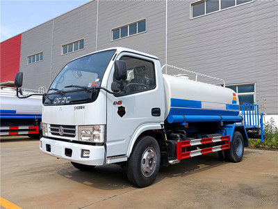 东风145绿化洒水车 多功能环保利器在建设与绿化中的应用