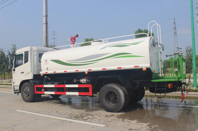 天锦底盘发动机马力解析与洒水车高清细节图鉴赏