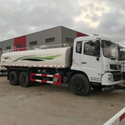 城市清洁卫士 重汽洒水车与洗扫车的功能与应用