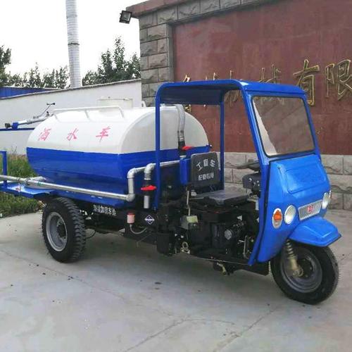 柴油洒水车厂家 18马力柴油高射雾炮洒水车 园林绿植药物喷洒车图片